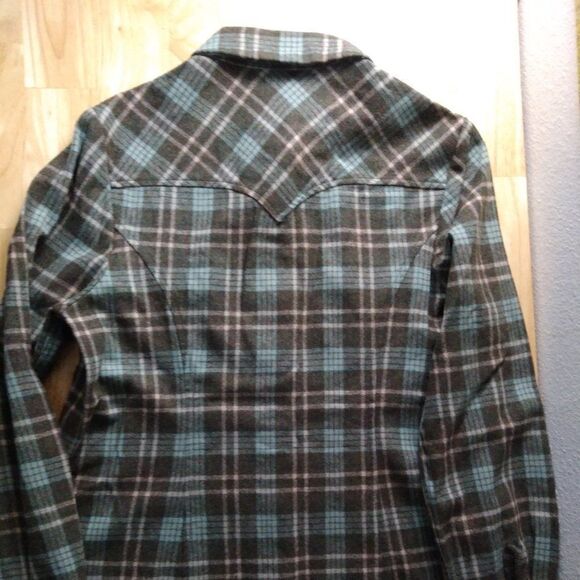 Vintage Pendleton Wool Flannel Western Button Down Shirt - Picture 6 of 7